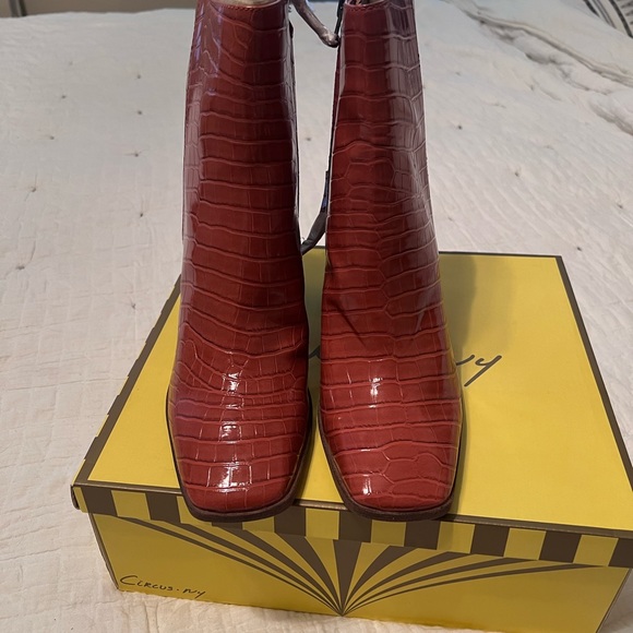 Circus by Sam Edelman Pascha Boots - Picture 2 of 7